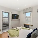 Stylish Apartment In Central London Private Roof Terrace