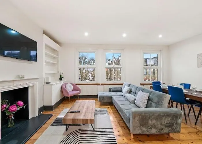 Stylish Apartment In Central London Private Roof Terrace