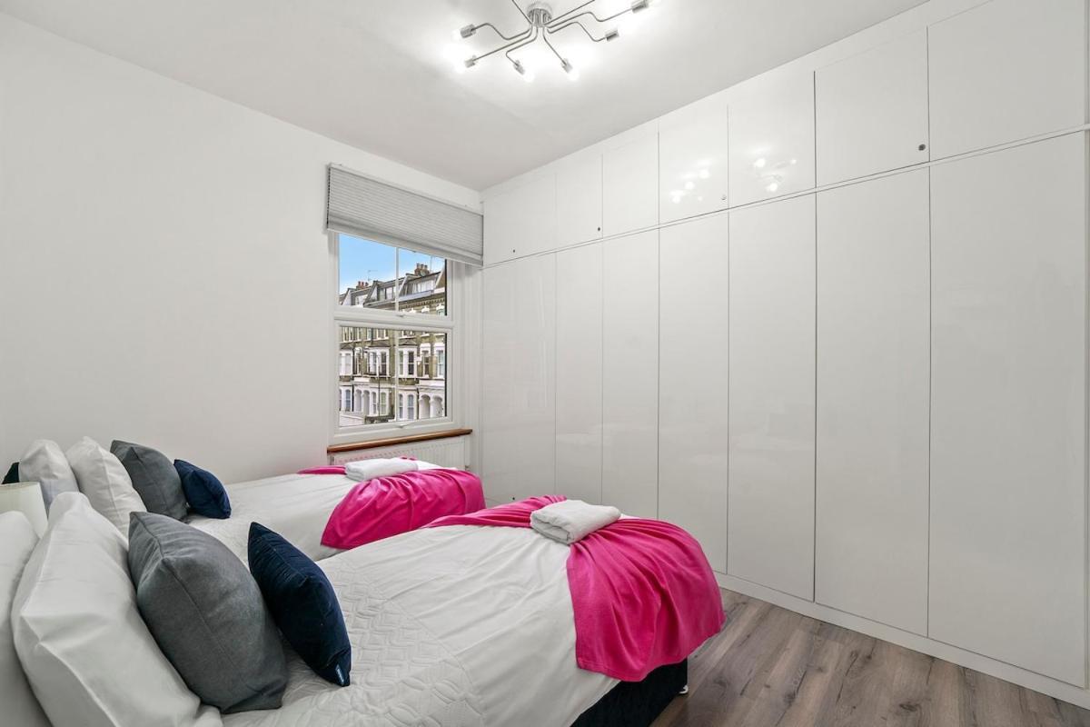 Stylish In Private Roof Terrace Apartament